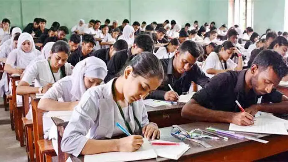 এইচএসসির ফরম পূরণ শুরু ১ মার্চ, তিন বিভাগে ফি বেড়েছে