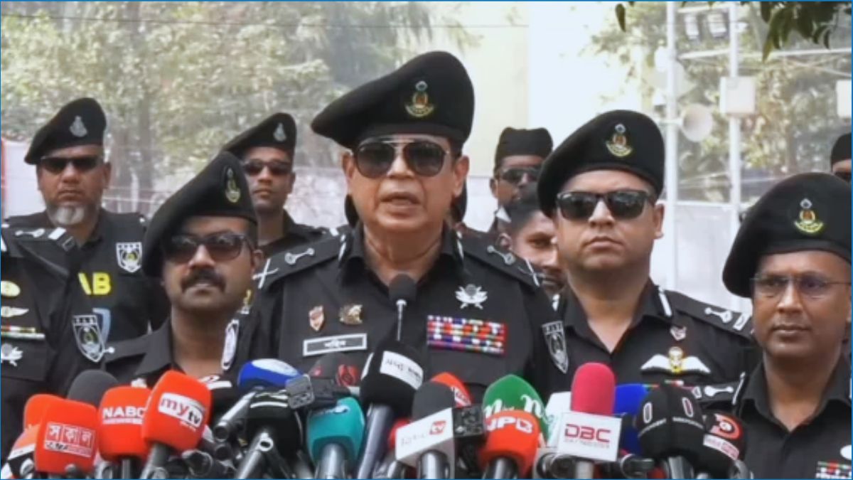 শহীদ মিনারে নিরাপত্তাজনিত হুমকি নেই : র‌্যাব মহাপরিচালক