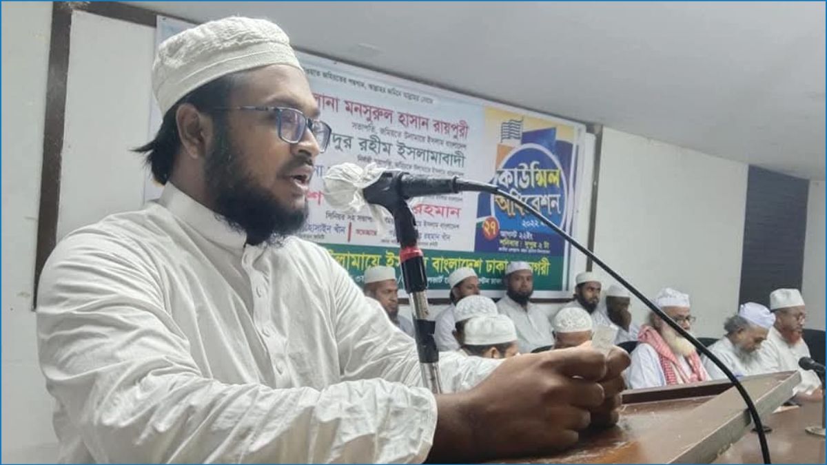 ভাষাশহীদদের স্বপ্ন পূরণে সর্বস্তরে বাংলা চাই : মুফতি নিজাম উদ্দিন