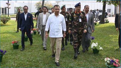 প্রথমবার তেজগাঁও কার্যালয়ে অফিস করলেন তারেক রহমান