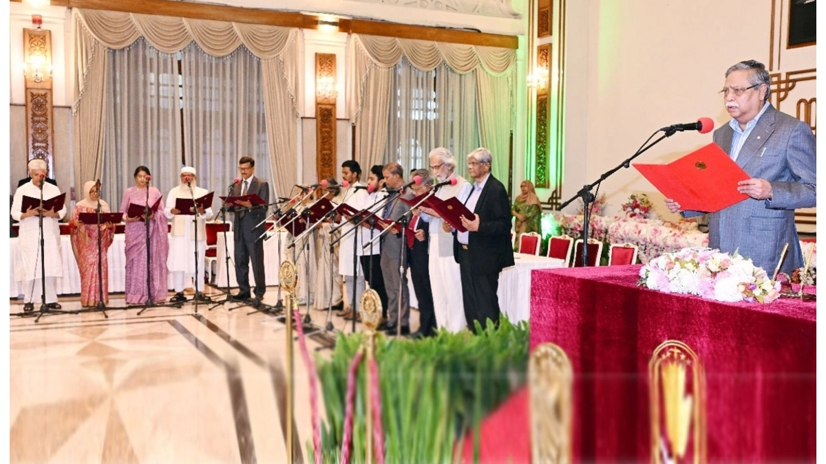 সাবেক উপদেষ্টারা কে কোথায়?