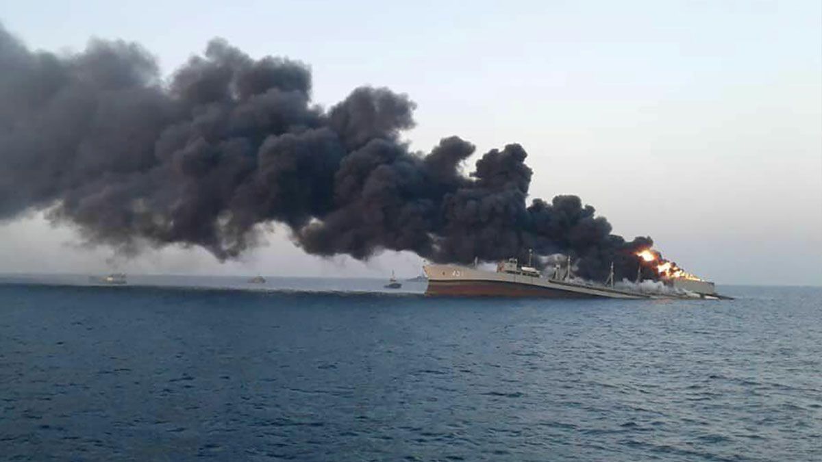 এবার ইরানের যুদ্ধজাহাজ ডুবিয়ে দেয়ার দাবি যুক্তরাষ্ট্রের