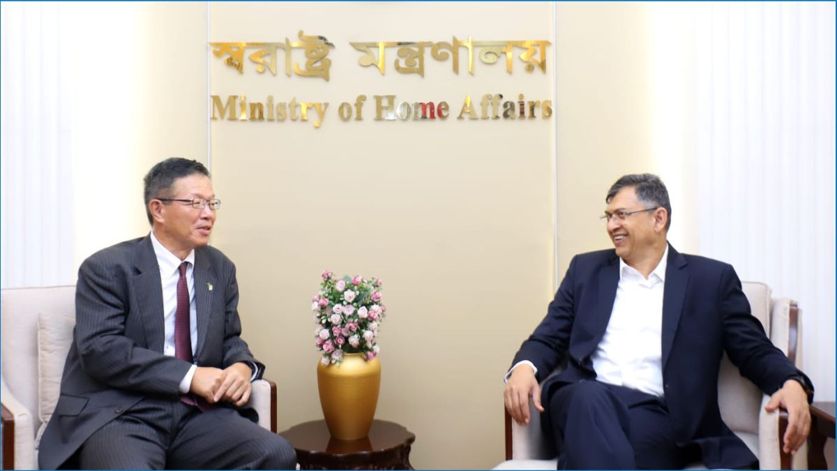 পুলিশ পুনর্গঠনে জাপানের সহযোগিতা চেয়েছেন স্বরাষ্ট্রমন্ত্রী