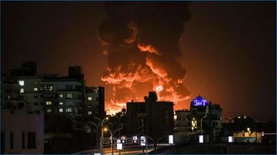 তেহরানে তেলের ডিপোতে বিস্ফোরণ, আকাশে ধোঁয়ার কুণ্ডলী