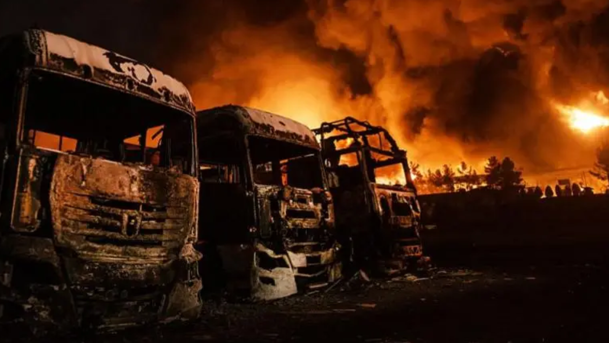 চার বছর পরে আবার তেলের দাম ব্যারেল প্রতি ১০০ ডলার ছাড়িয়েছে