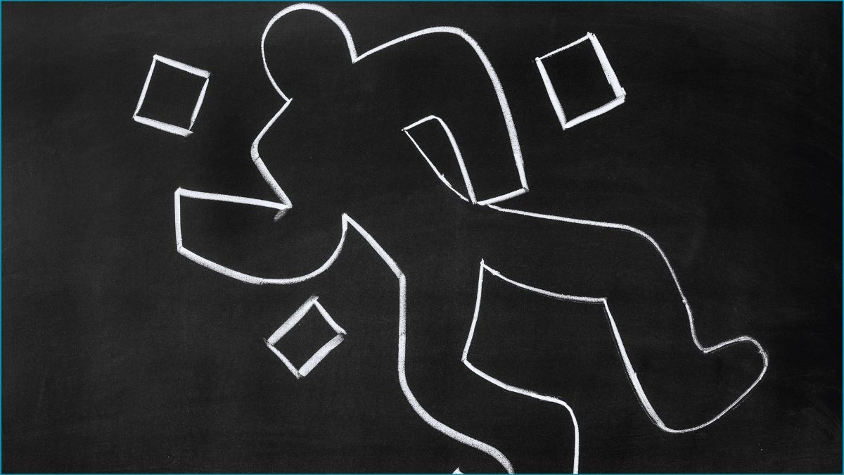 মতিঝিলে ট্রাকের ধাক্কায় ২ ব্যবসায়ী নিহত