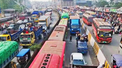 মহাসড়কে শৃঙ্খলা না ফেরালে ঈদযাত্রায় তীব্র যানজটের শঙ্কা