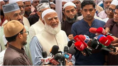 বিরোধীদলীয় নেতার ঈদুল ফিতরের নামাজ আদায় ও শুভেচ্ছা বিনিময়