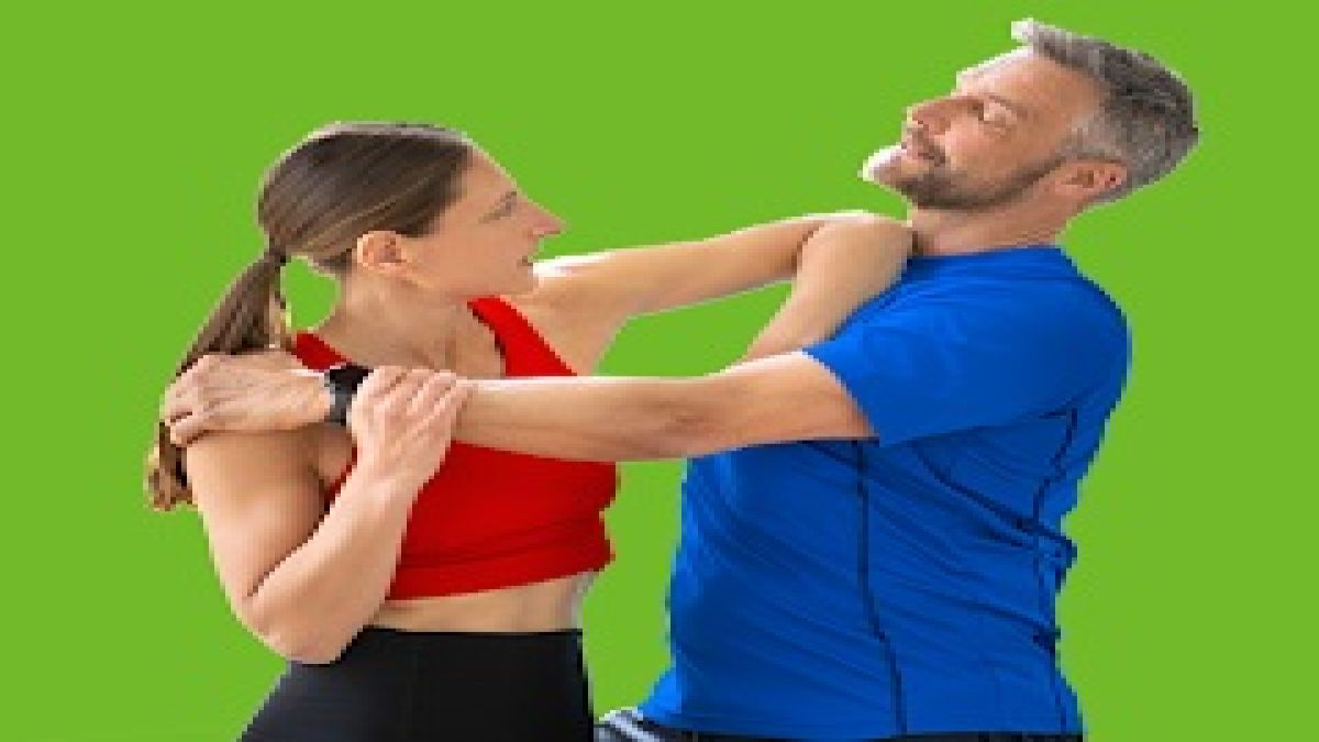 আত্মরক্ষায় অন্যকে আঘাত করা কতটা বৈধ?