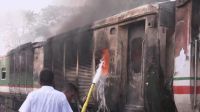 চট্টগ্রামে চট্টলা এক্সপ্রেস ট্রেনে আগুন, অল্পের জন্য বড় দুর্ঘটনা এড়ানো