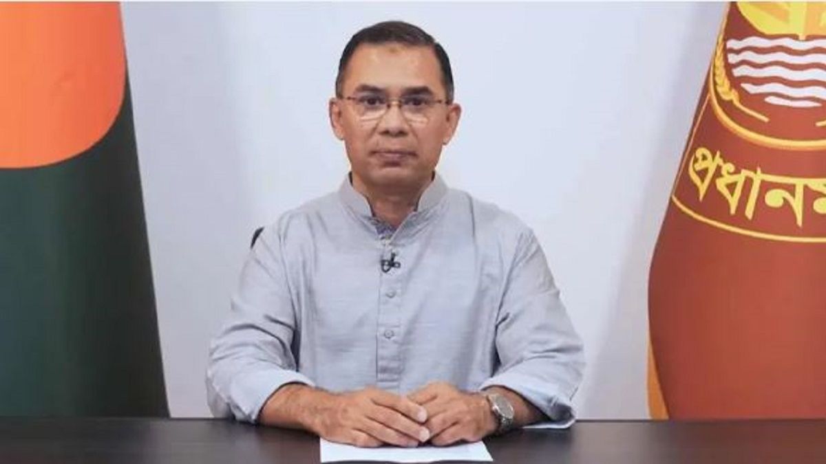 তেল সংকট ও চোরাচালান রোধে এমপিদের মাঠে নামার নির্দেশ প্রধানমন্ত্রীর