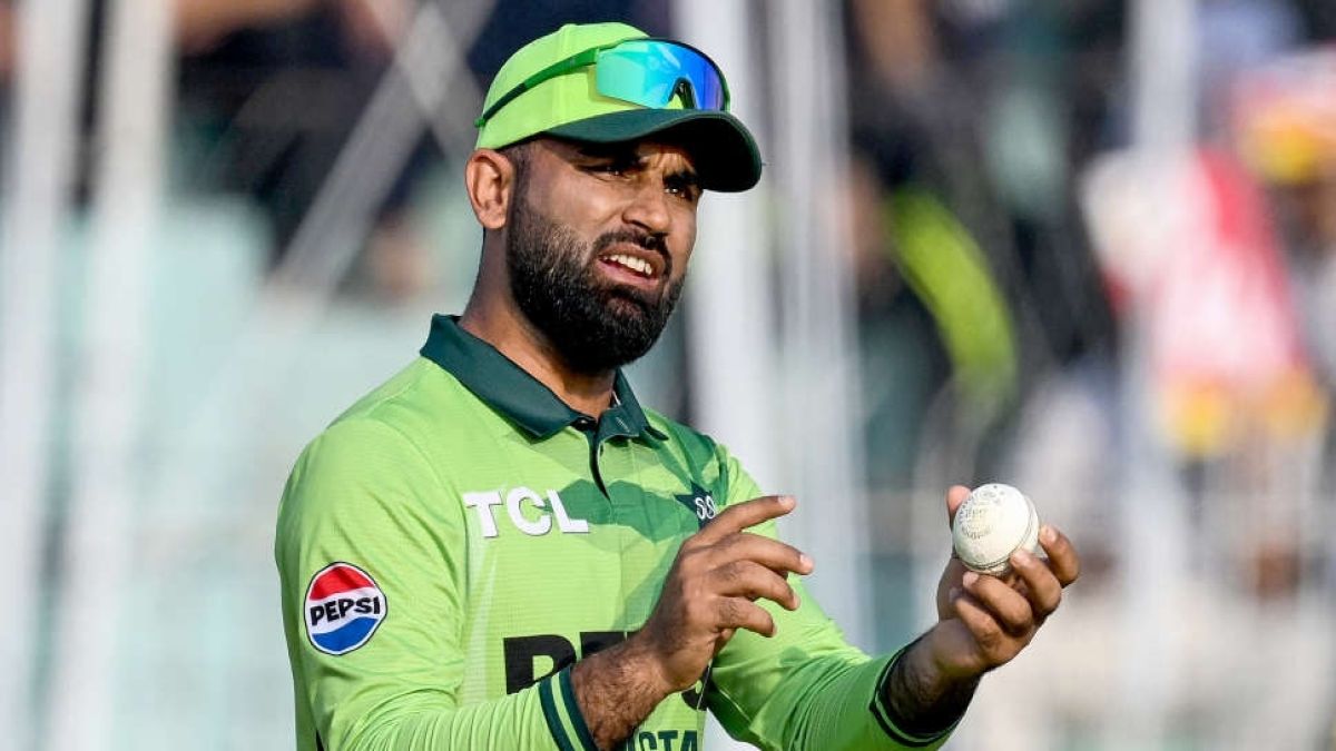 বল টেম্পারিং কাণ্ডে ফেঁসে যাচ্ছেন ফখর জামান