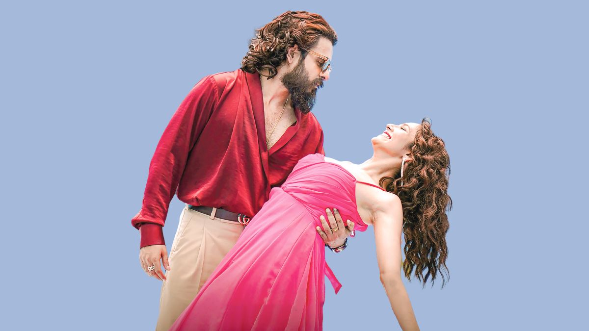 তৃতীয় সপ্তাহে ‘দমকে’ পেছনে ফেলে এগিয়ে গেল ‘রাক্ষস’