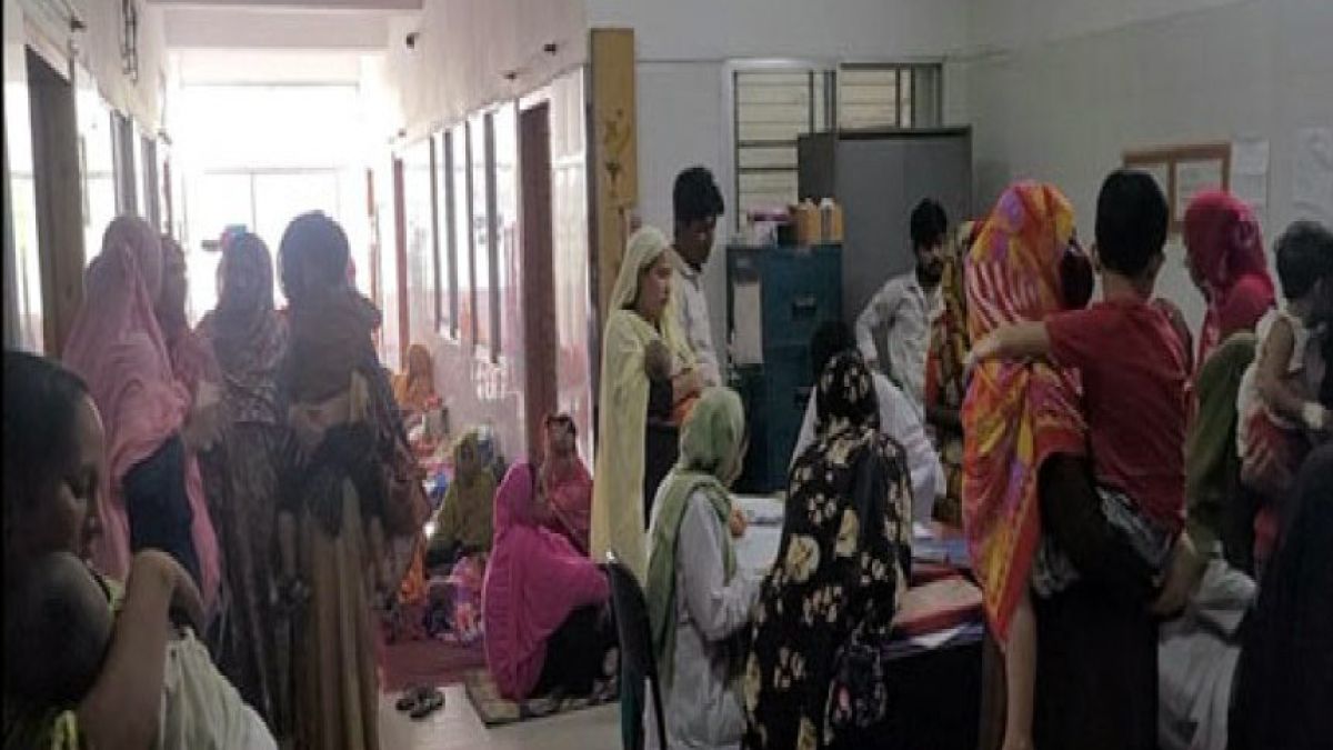 নাটোরে  শিশু হামের   উপসর্গ নিয়ে হাসপাতালে ভর্তি