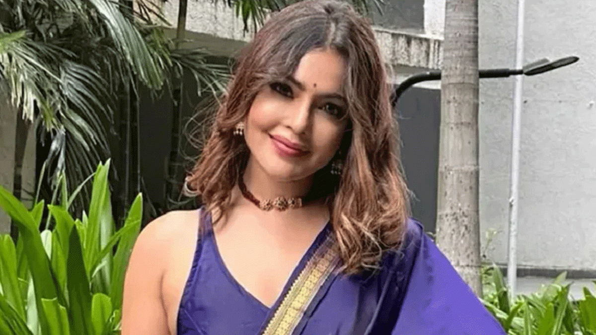 নিজ বাড়িতে মিলল তামিল অভিনেত্রীর মরদেহ