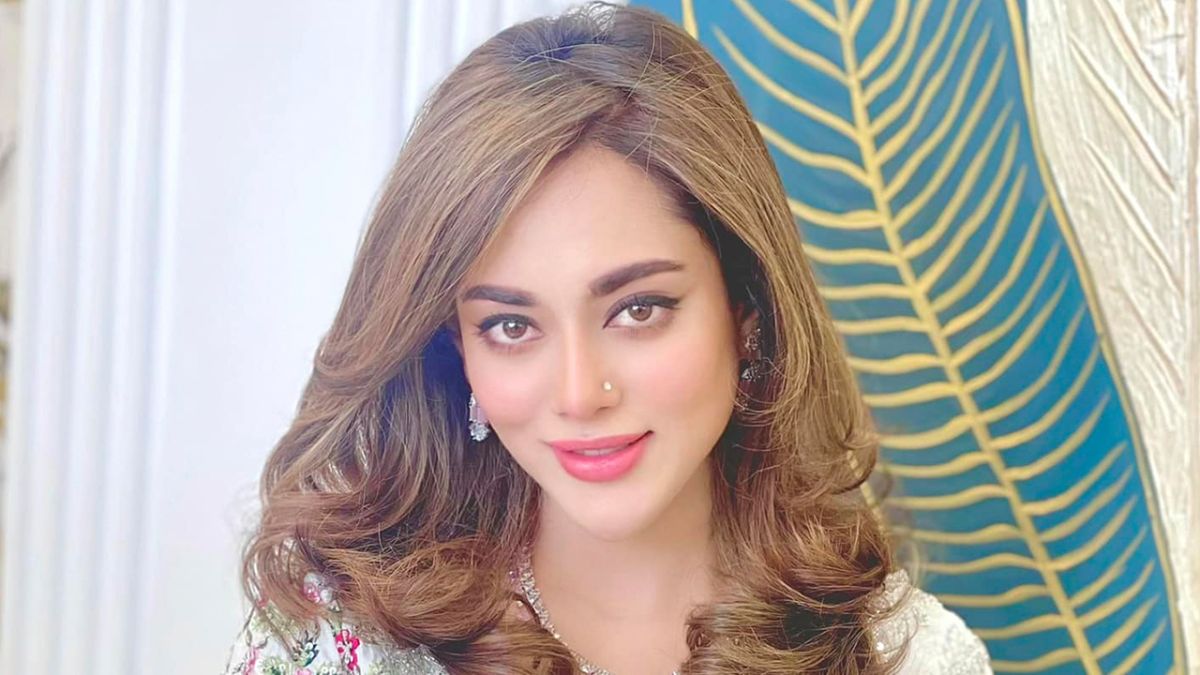 সময় হলেই সবাইকে সবকিছু জানাব: তমা মির্জা