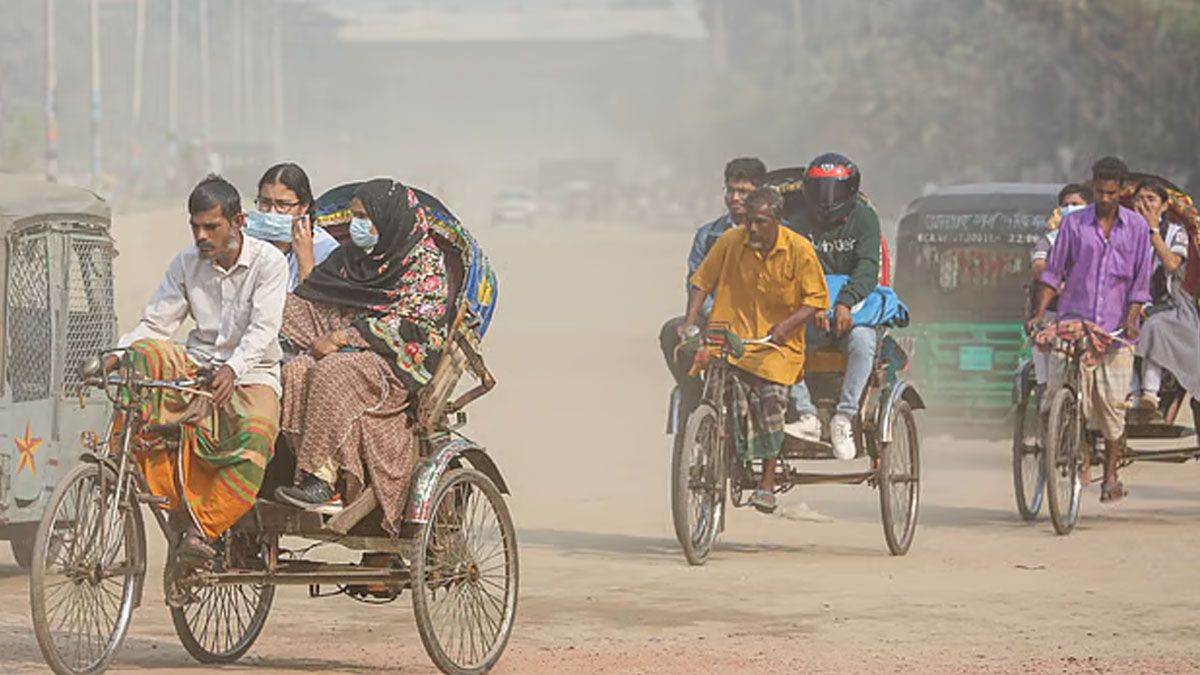 বৃষ্টির সময়েও বায়ুদূষণে বিশ্বে দ্বিতীয় ঢাকা