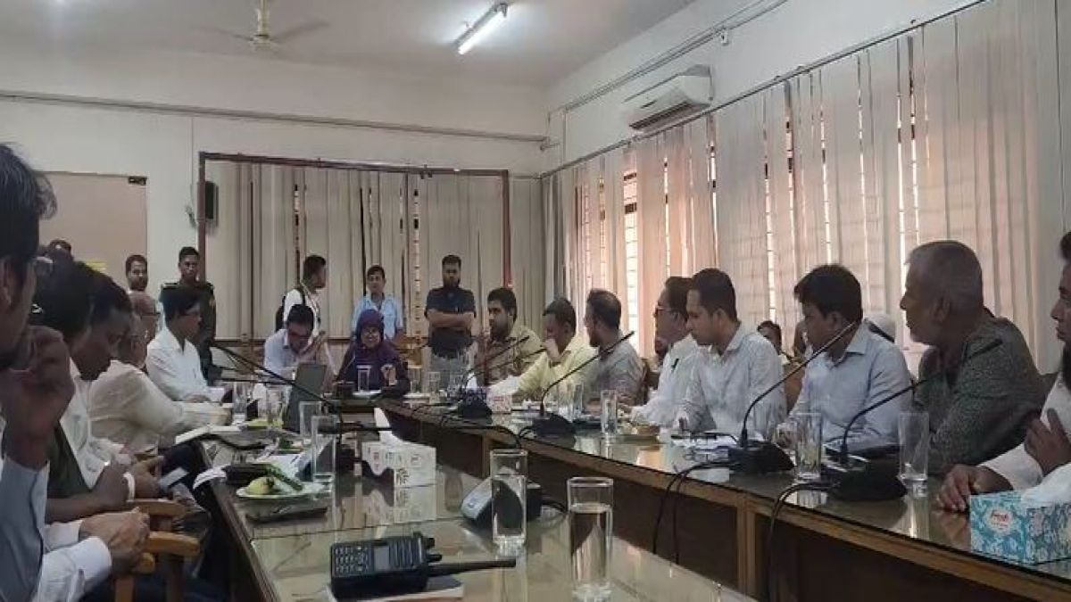 আমদানি-রপ্তানি বাণিজ্য গতিশীল করতে  বেনাপোলে বৈঠক