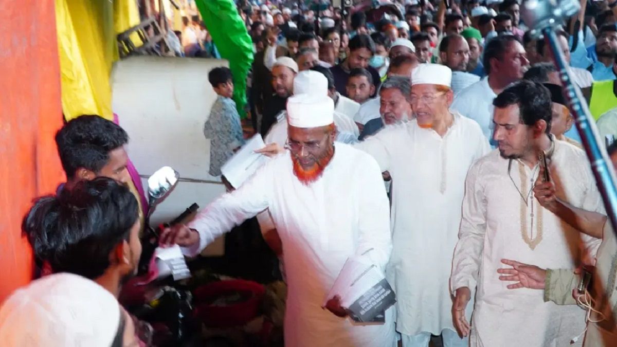 গণভোটে জনরায় মেনে না নিয়ে প্রতারণা করছে বিএনপি : জামায়াত