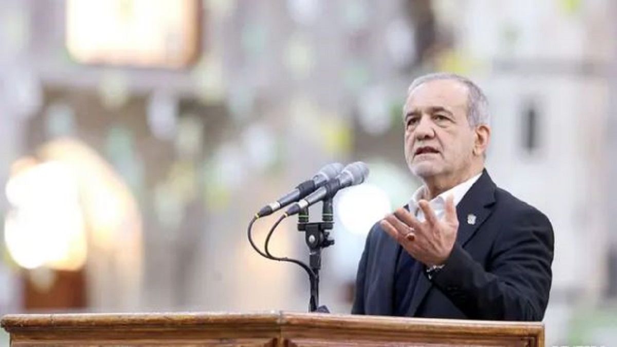 যুক্তরাষ্ট্র ‘স্বৈরতন্ত্র’ নীতি বদলালেই চুক্তির পথ খুলবে: পেজেশকিয়ান