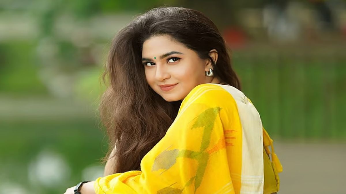 আমার কম কাজ করলেও চলে : স্পর্শিয়া