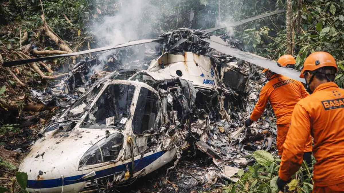 ইন্দোনেশিয়ায় হেলিকপ্টার বিধ্বস্তে চালকসহ সব যাত্রী নিহত