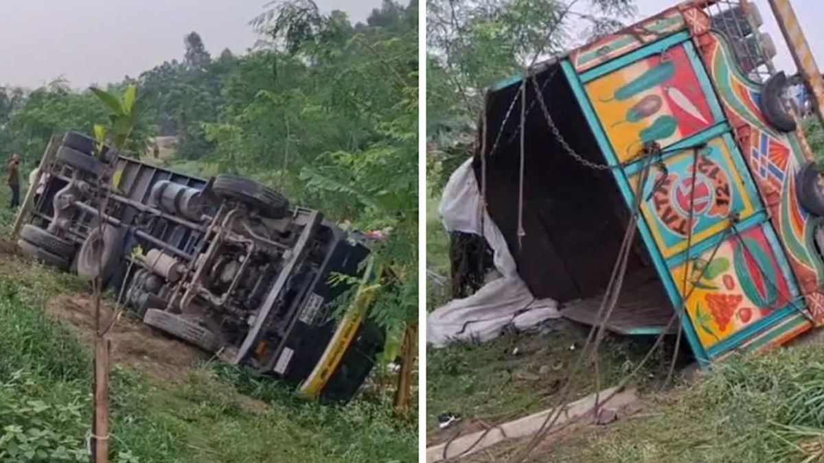 টাঙ্গাইলে রডবোঝাই ট্রাক উল্টে নিহত ১৫
