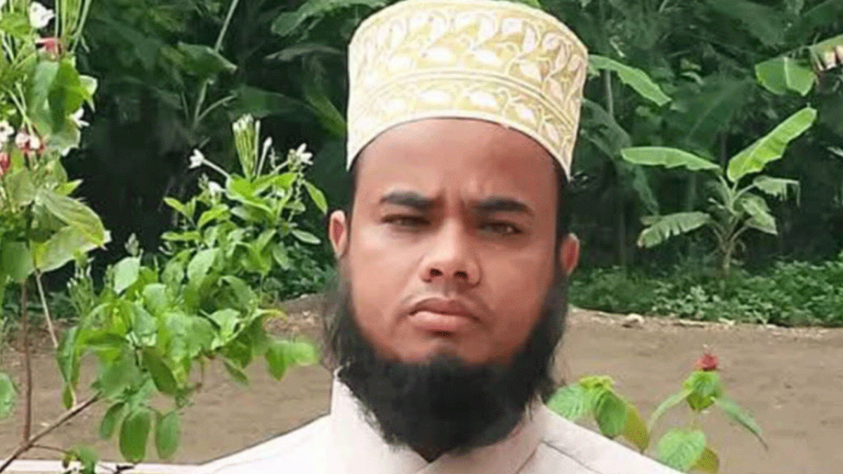 মসজিদে ইমামের ঝুলন্ত লাশ, পাশে ছিল চিরকুট