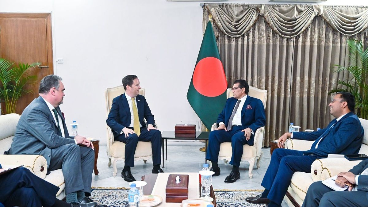 আলোচনায় সার্জিও গরের ঢাকা সফর