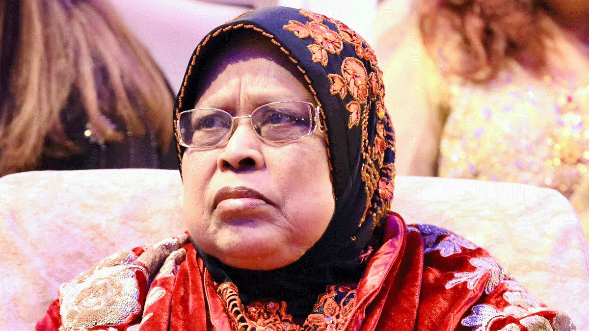 রূপায়ণ গ্রুপের চেয়ারম্যানের মা ফরিদা বেগমের দাফন সম্পন্ন
