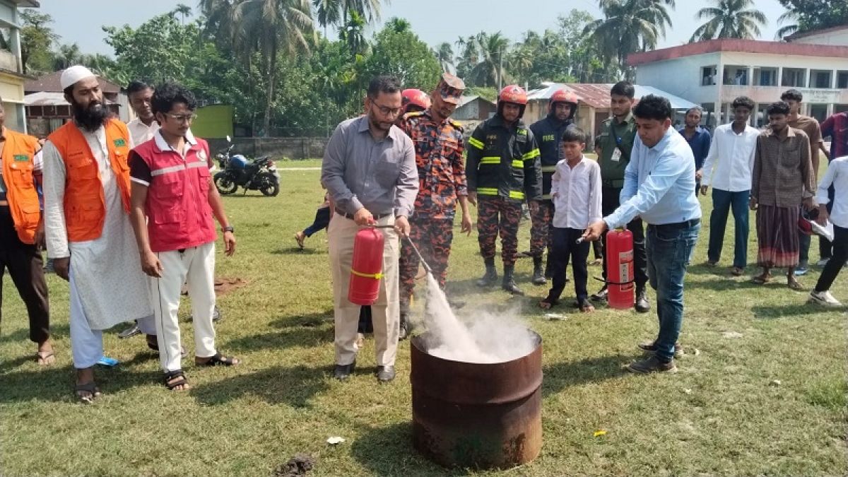 ফেনীতে মশা নিধনে পৌর সভার নতুন উদ্যোগ